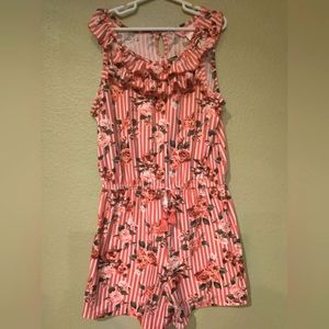 1St KISS girls shorts jumper 1 pc size 14 fits more like a 12 in my eyes